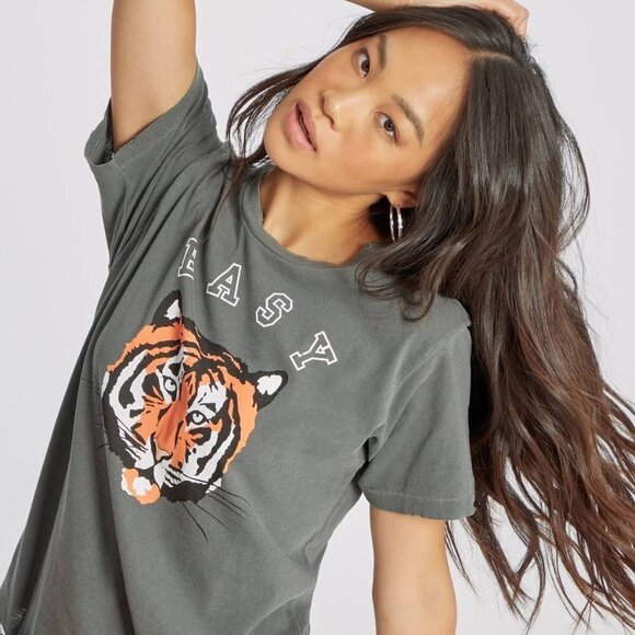 ✅ NWT WILDFOX Gray Easy Tiger Sleeves Keke Tee Shirt SIZE SMALL - Picture 1 of 9